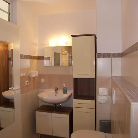 Ferienwohnung Trassenheide Apartamento *